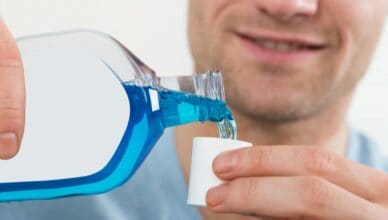 Alcohol-Free vs Regular Mouth Rinses Which is More Effective for Fresh Breath
